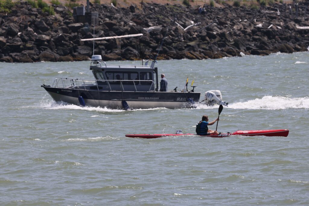 Kirk Christensen paddles through the bay in the final leg.