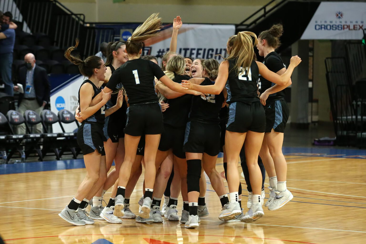 The Western women's basketball team celebrates after beating No. 4 Valdosta State 58-55 to advance to the Final Four.