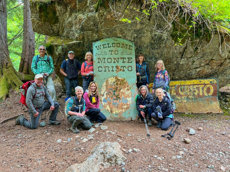 A group of Bellingham hikers